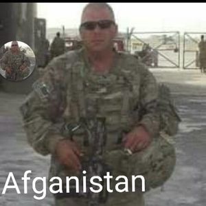 Meet your Posher, Adam